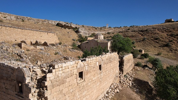 Foto - 1854'te inşa edildi! Definecilerin hedefi oldu