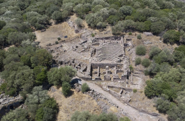 Foto - 1900 yıllık tarihe sahip! Ormanın ortasında kazıldıkça ortaya çıktı