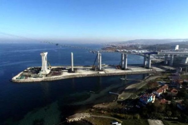 Foto - 1915 Çanakkale Köprüsü, Fransa'nın ünlü simgesini geçti