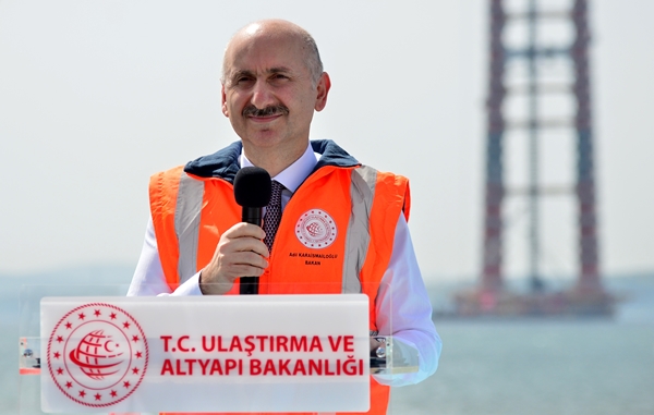 Foto - 1915 Çanakkale Köprüsü'nün 318 metrelik çelik kuleleri tamamlandı