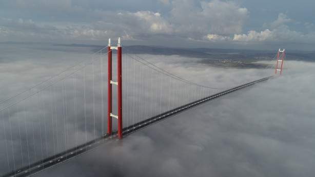 1915 Çanakkale Köprüsü bu görüntüyle adeta kayboldu!