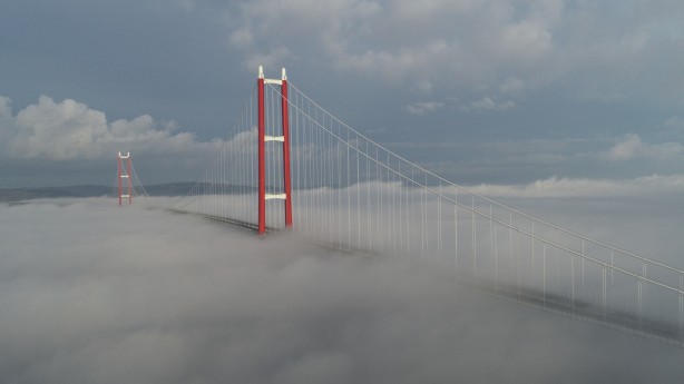 Foto - 1915 Çanakkale Köprüsü bu görüntüyle adeta kayboldu!
