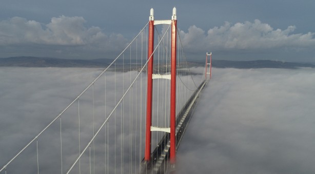 Foto - 1915 Çanakkale Köprüsü bu görüntüyle adeta kayboldu!
