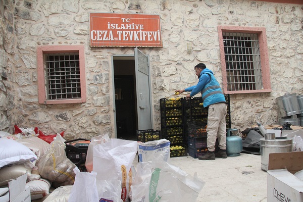 Foto - 1958 yılında yapıldı! Herkes şaşkın bu bina depreme meydan okudu
