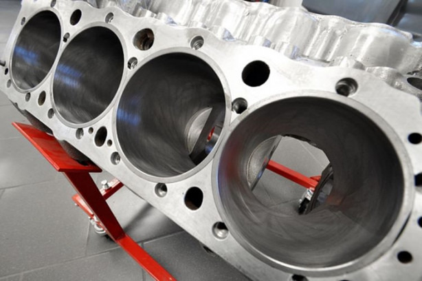 Foto - 1968 model Chevrolet Camaro'yu yenilediler!