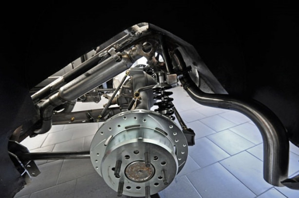 Foto - 1968 model Chevrolet Camaro'yu yenilediler!