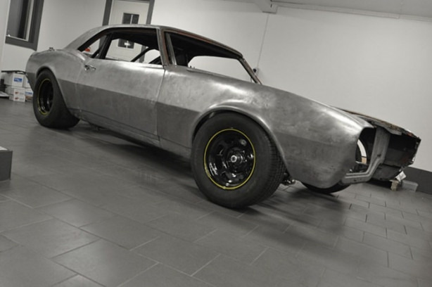 Foto - 1968 model Chevrolet Camaro'yu yenilediler!