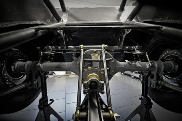 Foto - 1968 model Chevrolet Camaro'yu yenilediler!