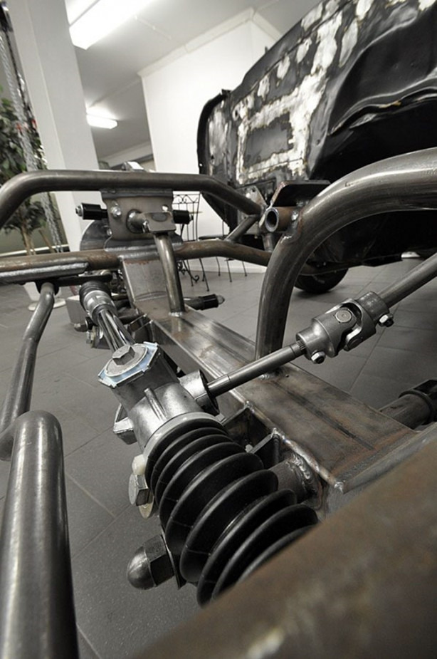 Foto - 1968 model Chevrolet Camaro'yu yenilediler!