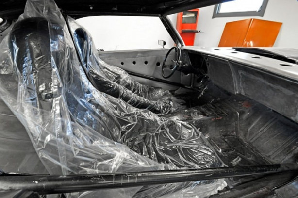 Foto - 1968 model Chevrolet Camaro'yu yenilediler!