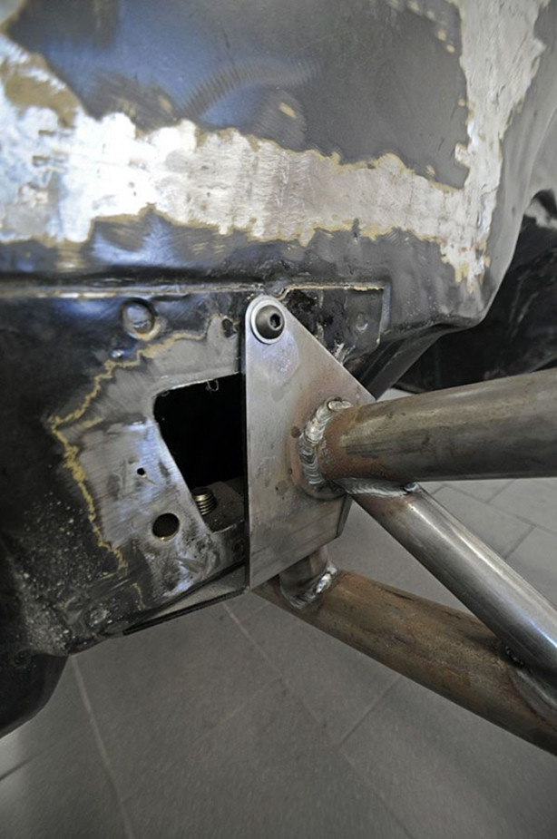 Foto - 1968 model Chevrolet Camaro'yu yenilediler!