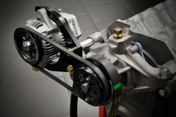 Foto - 1968 model Chevrolet Camaro'yu yenilediler!