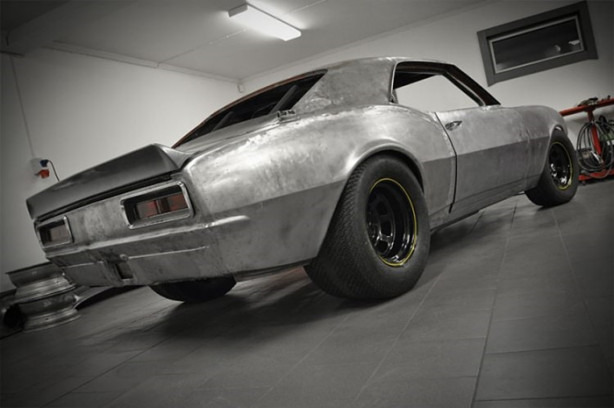 Foto - 1968 model Chevrolet Camaro'yu yenilediler!