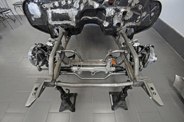 Foto - 1968 model Chevrolet Camaro'yu yenilediler!