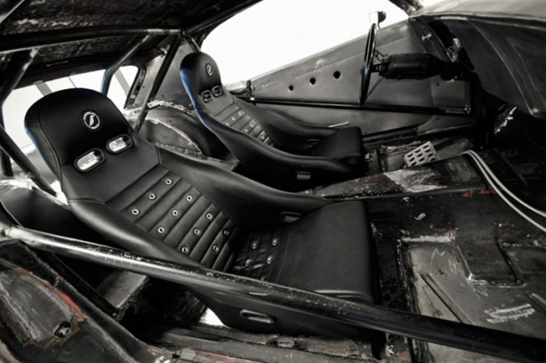 Foto - 1968 model Chevrolet Camaro'yu yenilediler!