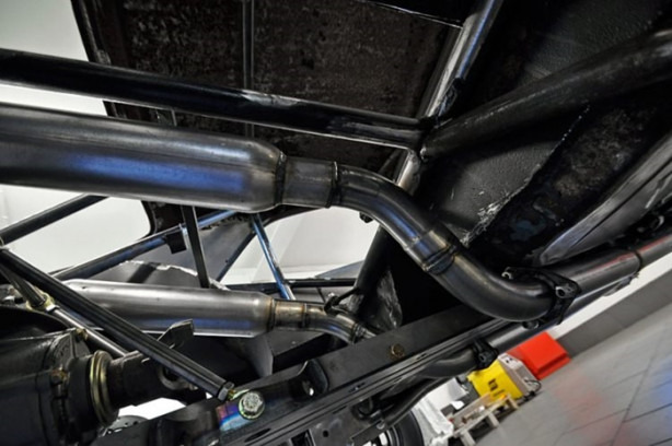 Foto - 1968 model Chevrolet Camaro'yu yenilediler!