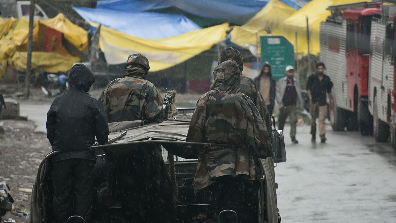 Foto - 1999'dan bu yana bir ilk! Pakistan, Hindulara şoku yaşattı!