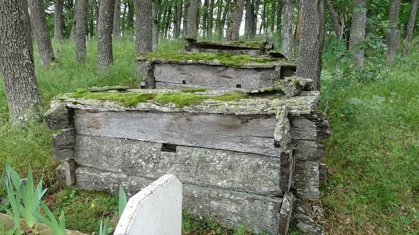 Foto - 2 asırlık mezarlık yok olmak üzere... İşte Türkiye'nin en ilginç mezarlığı