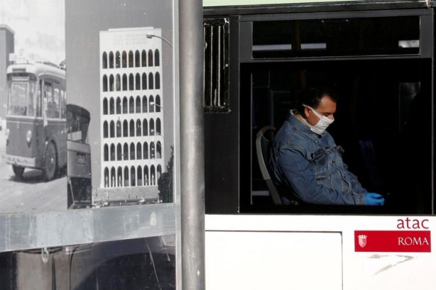 Foto - 2 aylık yasak sona erdi! İtalya sokağa dönüyor