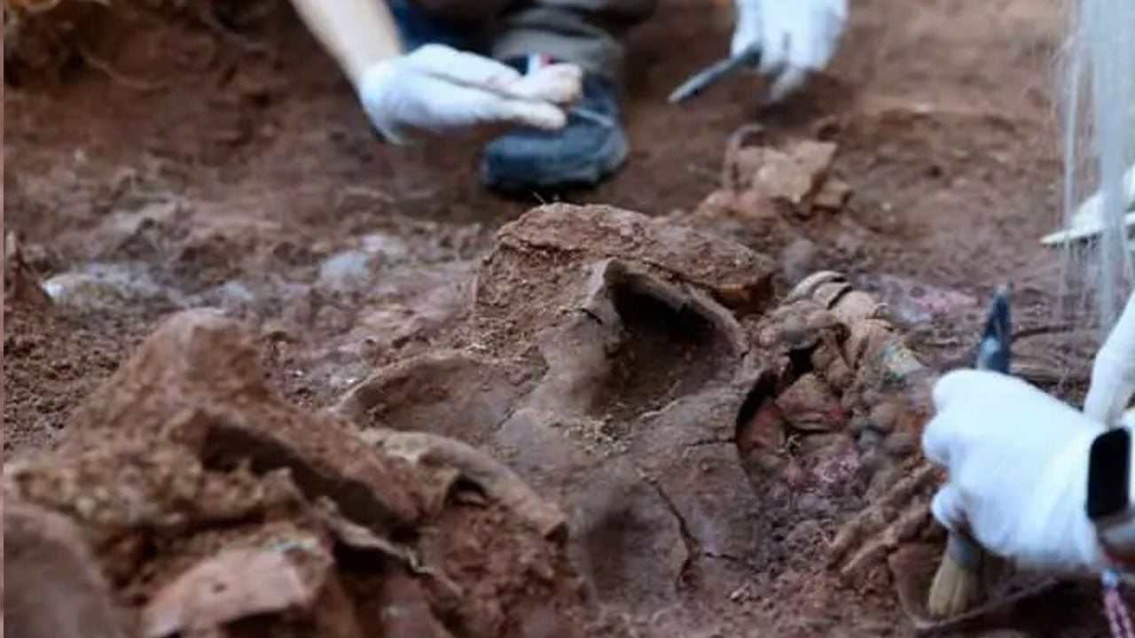  2 bin 300 yıllık kalede keşfedildi: Sonuçları yayınlandı! Ordu'daki kazılarda yayınlan görüntüde boynuzlu heykel şaşırttı 