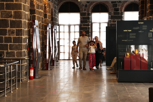 Foto - 2 bin 648 yıllık kil tablette dikkat çeken detay