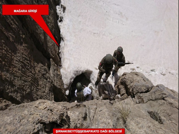 Foto - 2 bin 900 rakımda terör operasyonu!