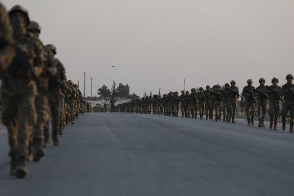 Foto - 2 bin asker! Suriye Milli Ordusu silah kuşandı