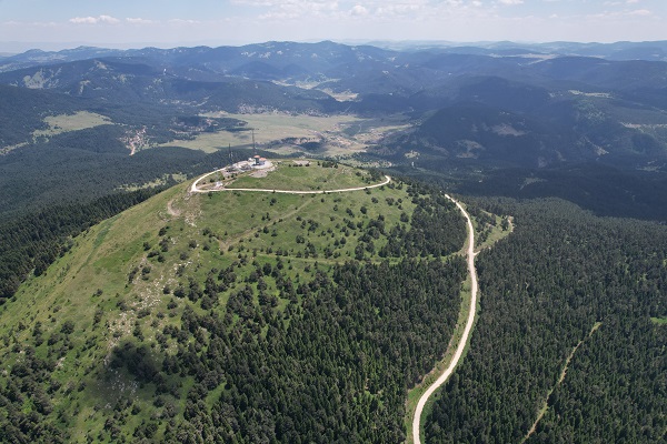 2 bin rakımda yangın nöbeti