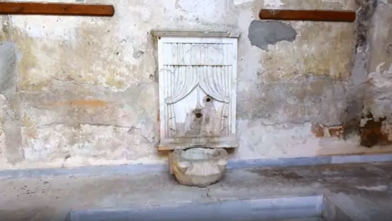 Foto - Tarihi hamam satılıyor! Fiyatı dudak uçuklattı!