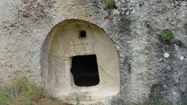 Foto - 2 bin yıllık mezarlar herkesi şaşırtıyor