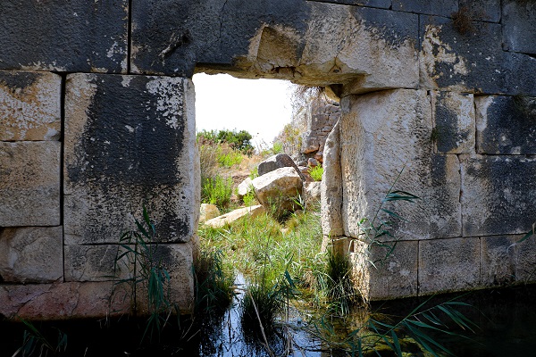 Foto - 2 bin yıllık tarihi yapı hayran bırakıyor