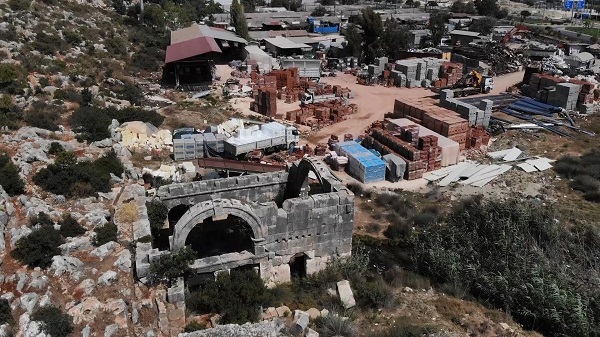 2 bin yıllık tarihi yapı hayran bırakıyor