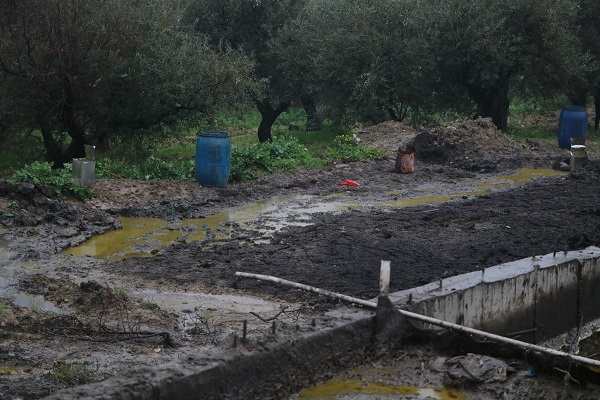 Foto - 2 depo patladı her yere yayıldı! Zarar tam 14 milyon TL