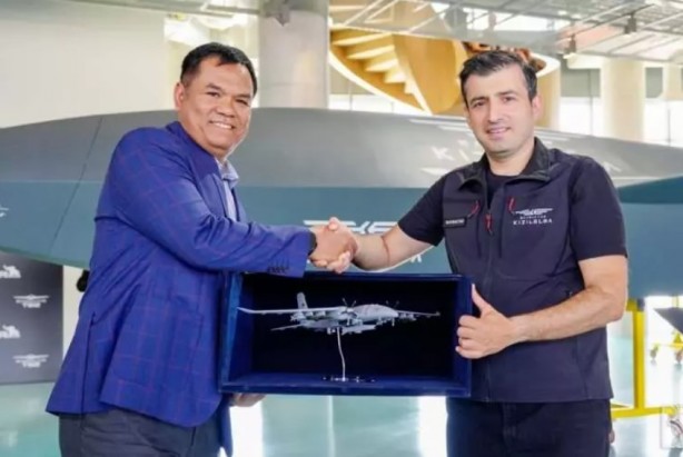 Foto - 2 dev İslam ülkesinin güvenliği Türklere emanet! ABD'liler yakın takipte