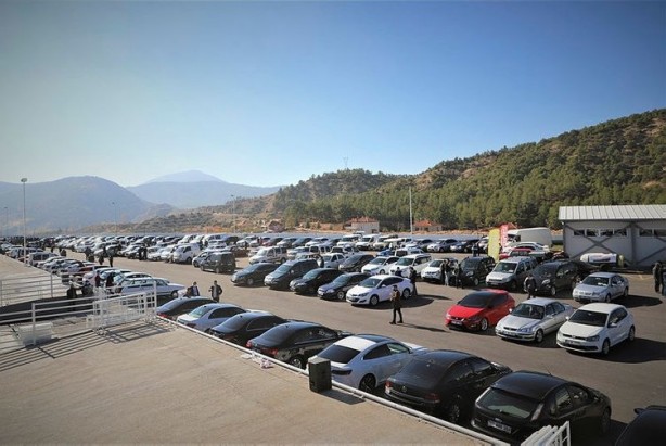Foto - 2. el araçların fiyatı düştü ama galericiler hala sinek avlıyor!