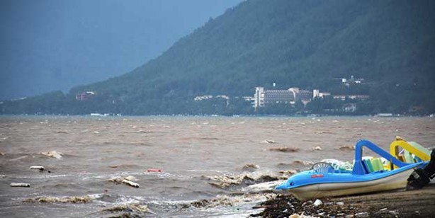 Foto - 2 günde 220 kilogram yağış! Marmaris'te hayat felç oldu