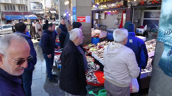 Foto - 2 günlük av yasağı hamsiye yaradı mı? 