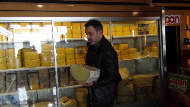 Foto - 2 il birbirine girdi: Kars ve Kırklareli arasında ‘kaşar’ polemiği