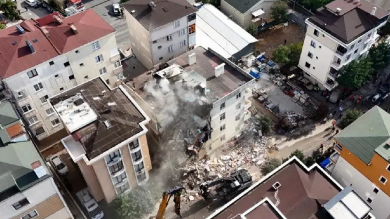 Foto - 2 kardeş Maltepe’deki faciada hayatını kaybetmişti: Birlikte can verdiler birlikte uğurlandılar