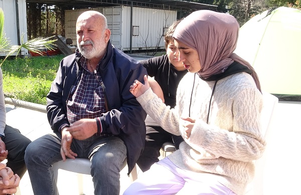 Foto - 2 kat dibe çöktü! Bu binadan böyle kurtuldu