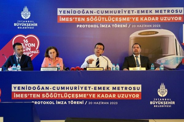 Foto - 2 kez tünel açma töreni yaptı! Sonunda toprakla kapattı İmamoğlu İstanbulluyla resmen dalga geçti