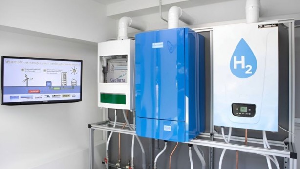 Foto - 2 litre su ile, 3 günlük ev elektriği! Yeni hidrojen jeneratörü tanıtıldı