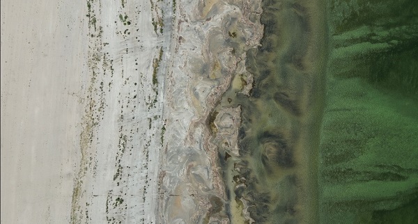 Foto - 2 metre çekildi koku tehdidi başladı! O gölde korkutan manzara!