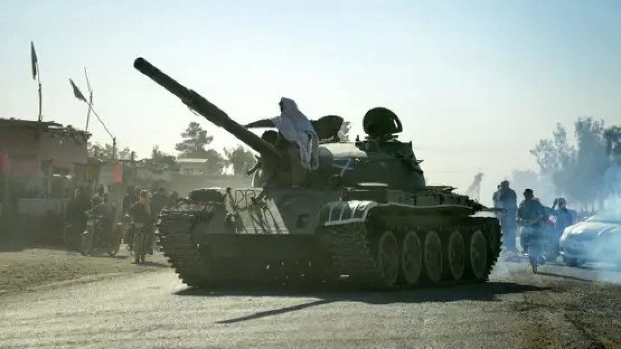 Foto - 2 Müslüman ülke çatışıyor! Sınırda silahlar ateşlendi