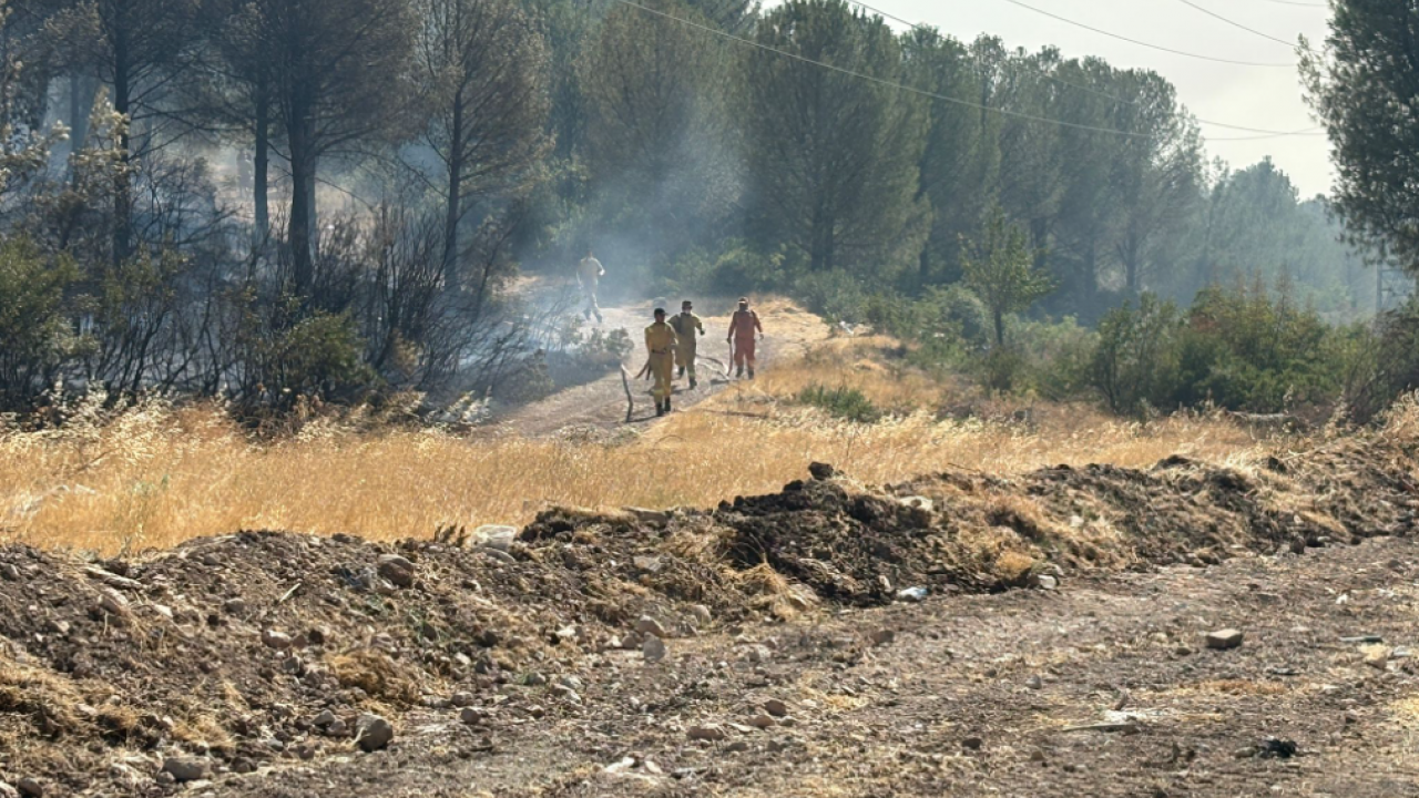 Foto - 2 uçak, 10 helikopter! Soma'da hareketli saatler