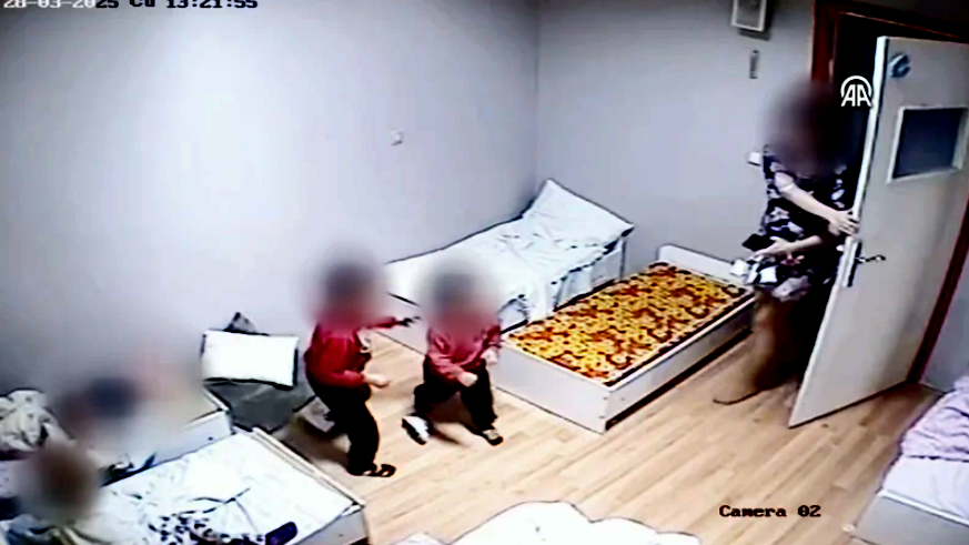 Foto - 2 yaşındaki bebeğe akran zorbalığı! Çocuk kan ve morluklar içindeydi