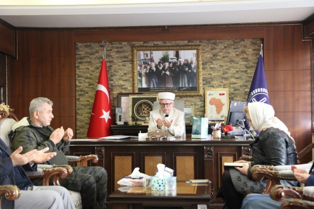 Foto - 2 yıl boyunca İslam'ı araştıran Ukraynalı kadın Müslüman oldu