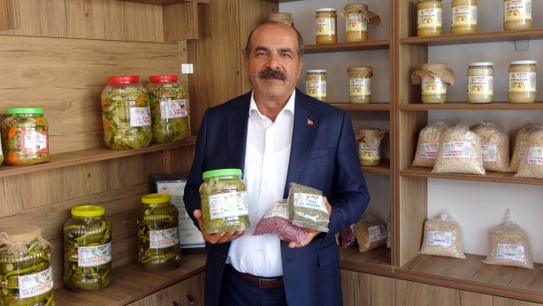 Foto - 2 yıl önce ev kadınıydılar! Şimdi üretip o ülkeye göndermeye başladılar