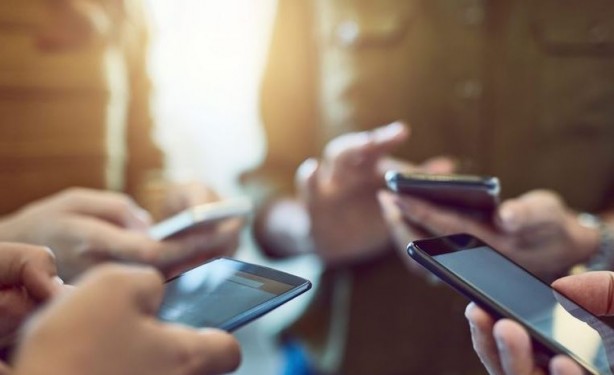 Foto - 12 yıllık araştırmanın sonuçları paylaşıldı! Cep telefonu bu hastalığı tetikliyor