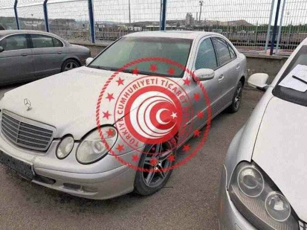 Foto - 20 bin TL'den başlıyor! Bu otomobiller peynir ekmek gibi satılıyor